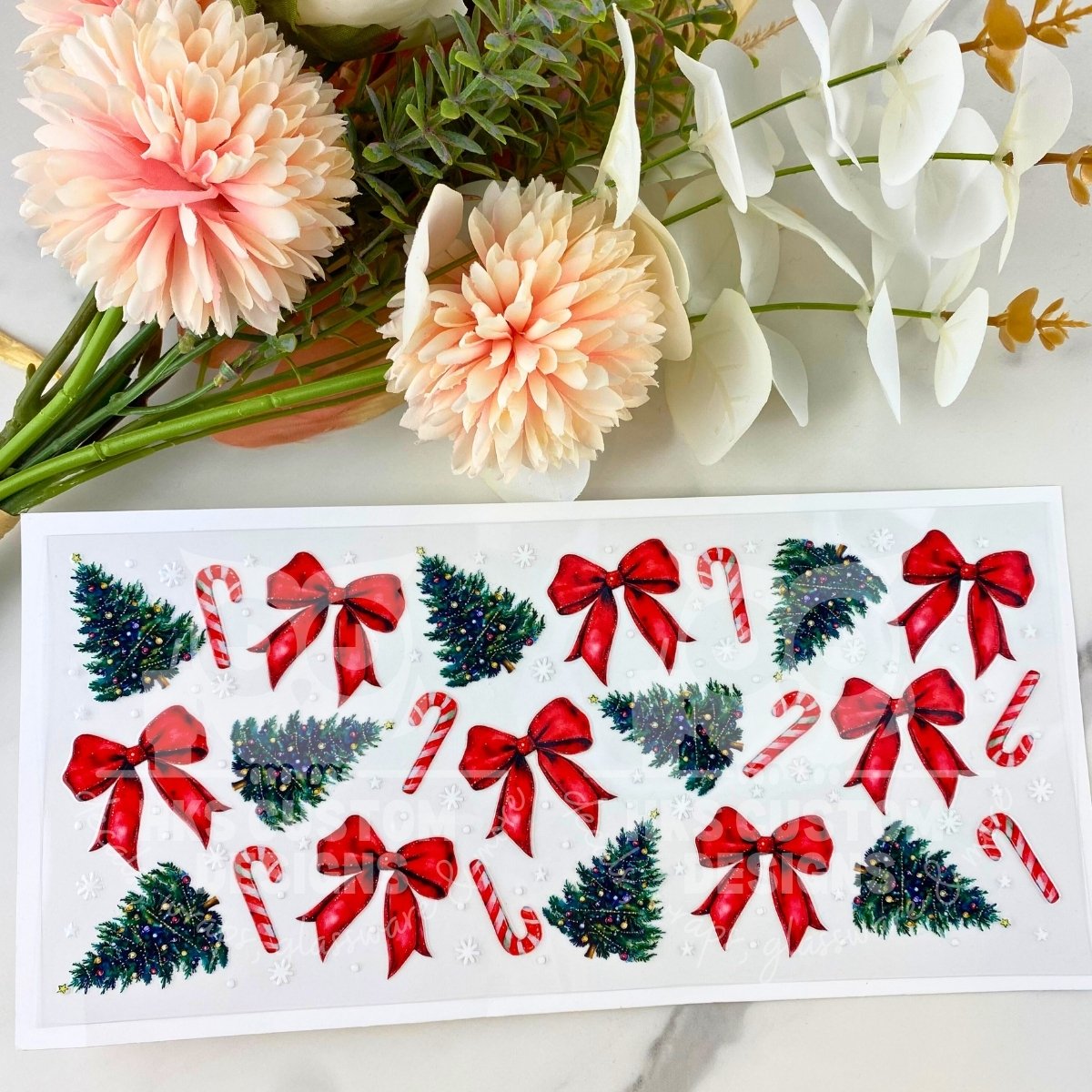 Christmas Tree and Bows | 16 oz UV DTF Wrap