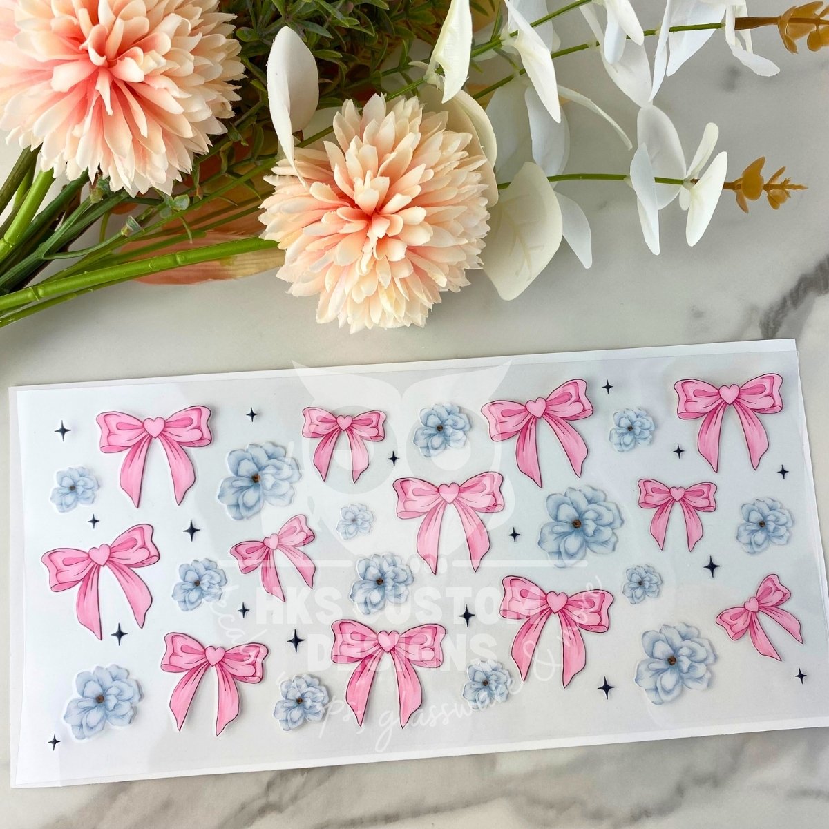 Flower and Bows | 16 oz UV DTF Wrap